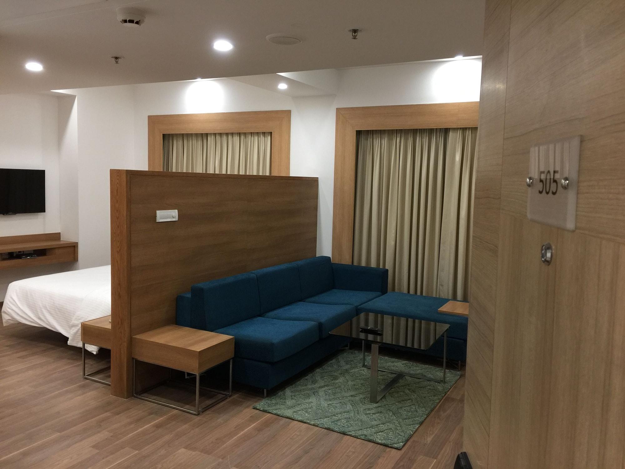 Lemon Tree Hotel, Sector 60, Gurugram Gurgaon Eksteriør billede