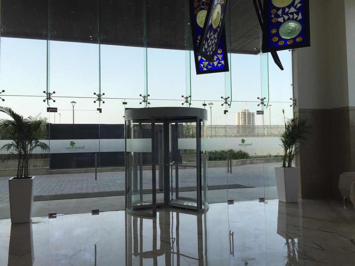 Lemon Tree Hotel, Sector 60, Gurugram Gurgaon Eksteriør billede