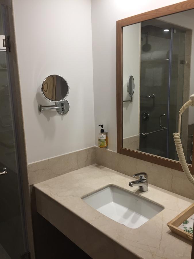 Lemon Tree Hotel, Sector 60, Gurugram Gurgaon Eksteriør billede